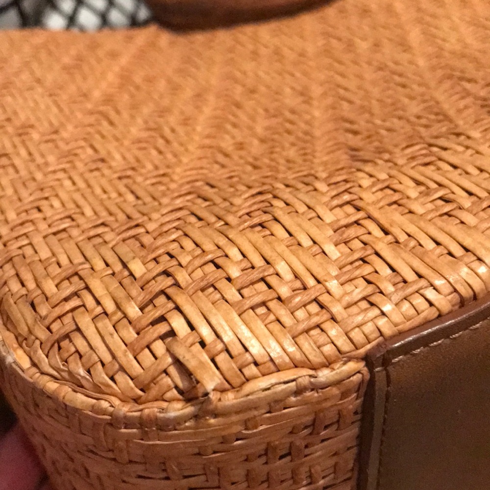 Fossil Straw Woven Crossbody Purse Wood Handle - Picture 8 of 8